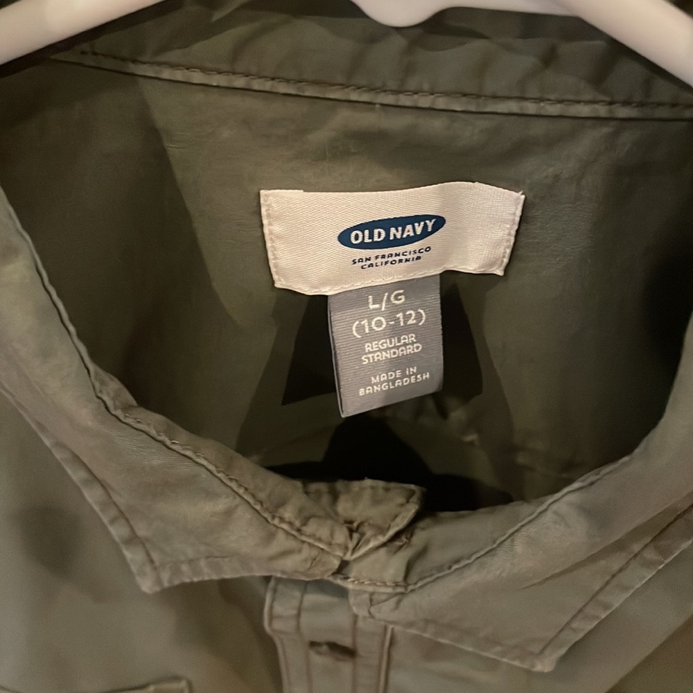 THREE Boys (10/12) Old Navy short sleeved button down shirts - Picture 3 of 7